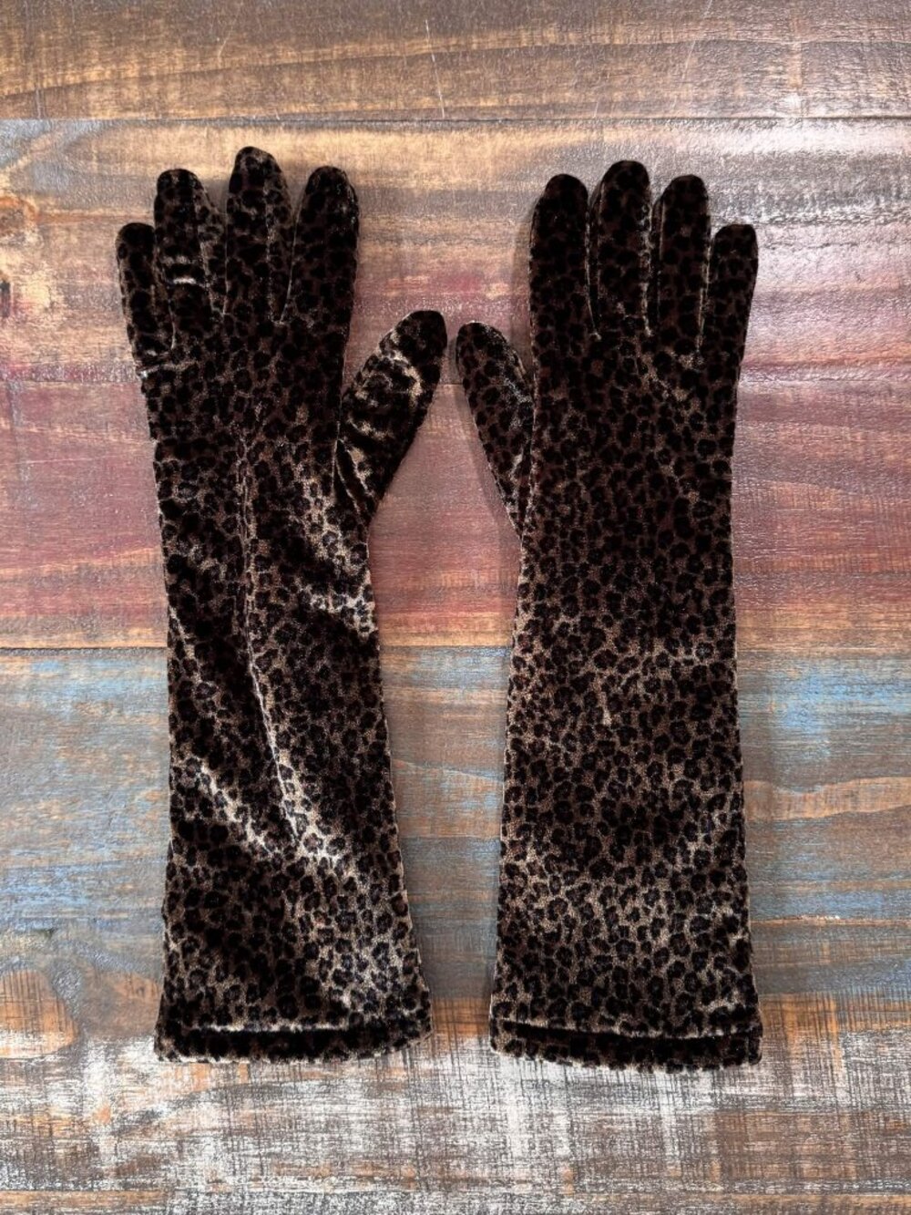 Cejon Leopard Print Thinsulate 40g Insulated Winter Gloves One Size